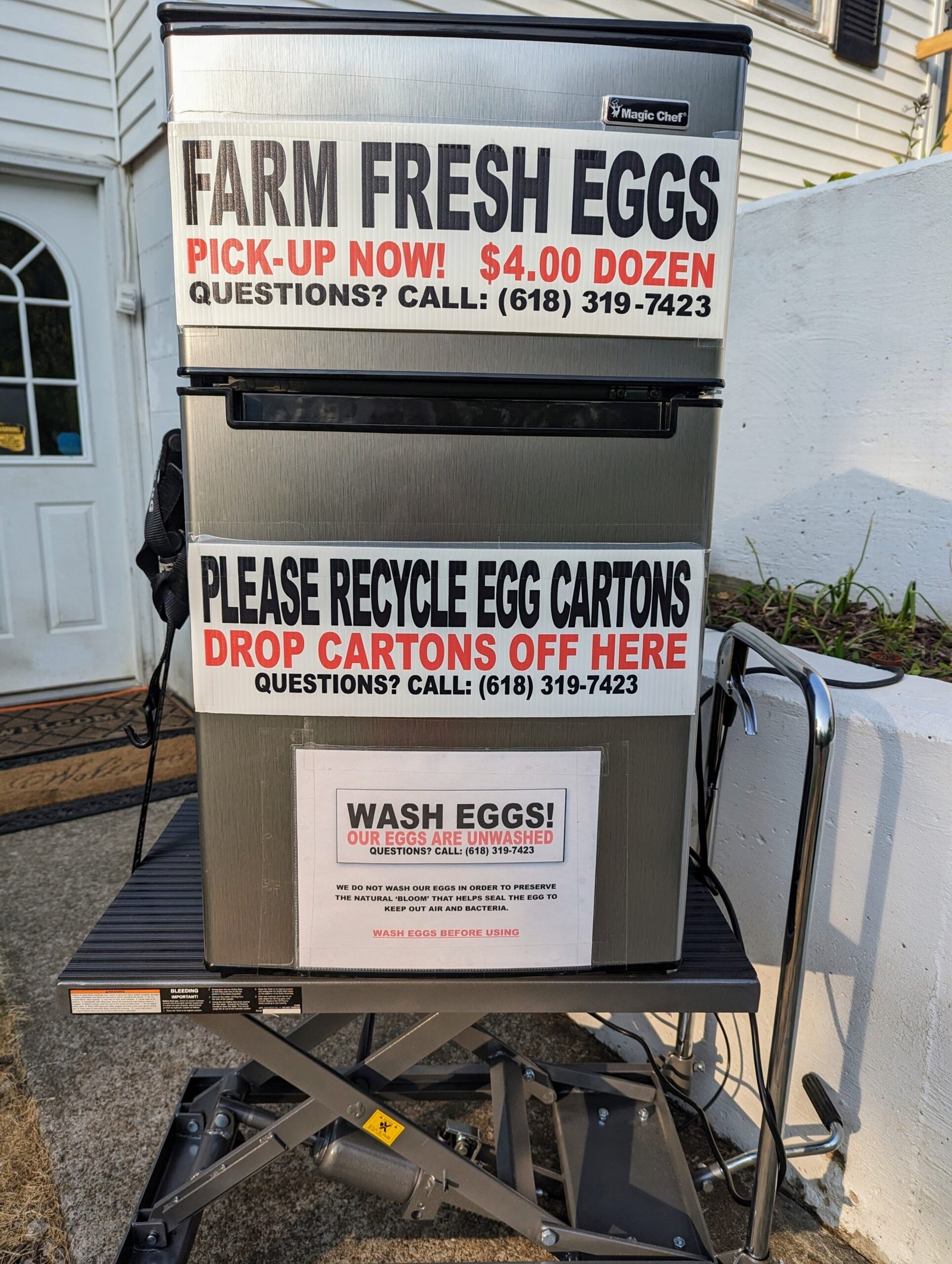 Rocky Branch Chicken Ranch - Fresh Egg Vending Machine.jpg